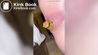 Japanese Twitter College Girl Very Very Big Poop - video 2