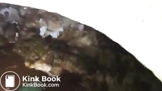 woman toilet poo pee vacuum１