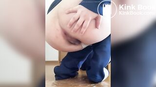 Japanese Twitter College Girl Big Long Poop - video 2
