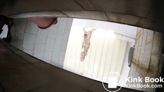CN toilet voyeur-014734