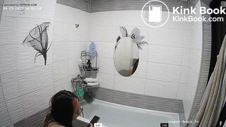 voyerhouse girl explosive poop