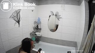 voyerhouse girl explosive poop