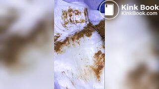 Ebony Goodnites Poop