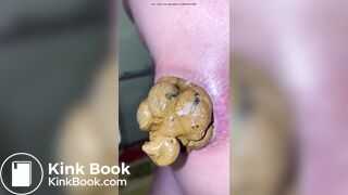 Japanese Twitter College Girl Very Very Big Poop