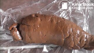 Pretty Girl Shitting