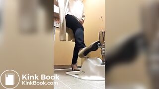 GIRL TOILET 1
