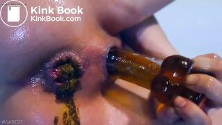 making love with her own shit