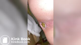 Japanese Twitter College Girl Big Long Poop - video 17