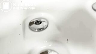 Sexy Girl Diarrhea 2Times