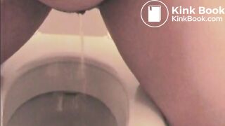 Cute feet PAWG poops at home