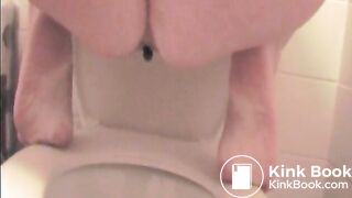 Cute feet PAWG poops at home