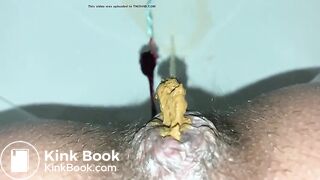 Massive shit close up!