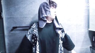 Korean Girl Haves Explosive Diarrhea