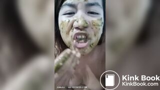 Thai girl eats her diarrea @@ ❤