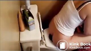 Shitting in toilet multiple times