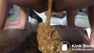 Girls Are Pooping - video 2