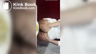 GIRL SHITS IN SPAGHETTI