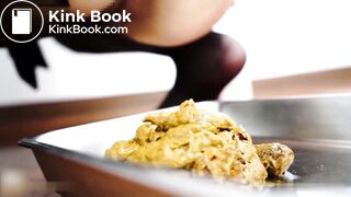 VERY HOT ASIAN GIRL POOPS FOR YOU