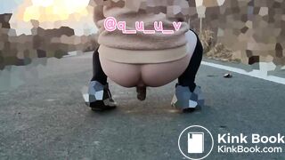 JAPANESE GIRL POOPING - video 32