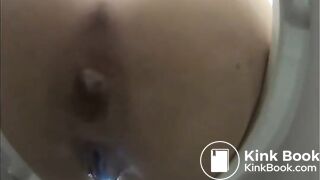 Pornera female poop - video 2