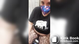 On the toilet - video 16