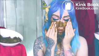 Sexy girl smearing on pits