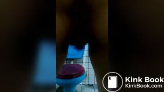Chinese pooping - video 3