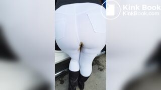 Woman shits herself at the car wash