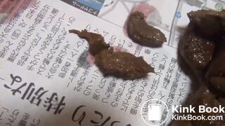 Pretty Japanese girl poops like a dog