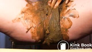 dirty barbara poop in blue panty