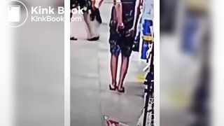 Sexy tourist drop a load on local market