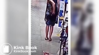 Sexy tourist drop a load on local market