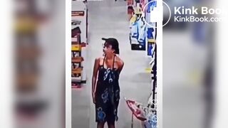 Sexy tourist drop a load on local market