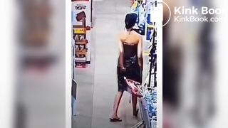 Sexy tourist drop a load on local market