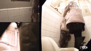 Japanese Ladies Poop Voyeur - video 24