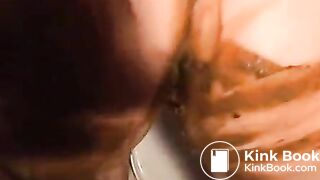 shitting then rubbing it all over