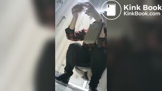 Girls asian pooping piss toilet.MML_077