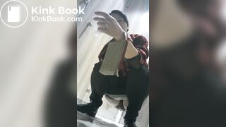 Girls asian pooping piss toilet.MML_077