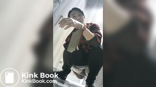 Girls asian pooping piss toilet.MML_077