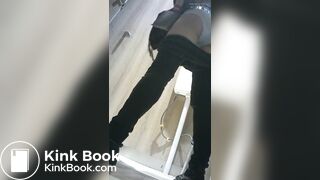 Girls asian pooping piss toilet.MML_077