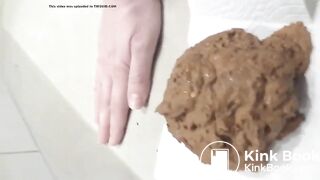 Nice girl poop 13