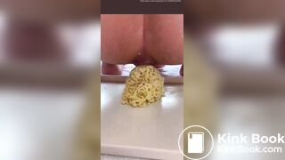 She pulled the noodles out of her ass