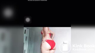 Thicc bitch shits in Bikini