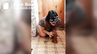 Girl playing whith dildo, poop and blowjob