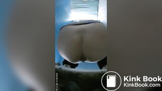 Girls asian pooping piss toilet.MML_025