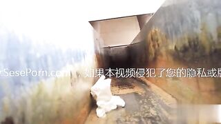 Girls chinese piss pooping toilet.MML_023