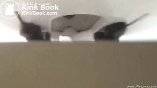 Girls chinese piss pooping toilet.MML_05