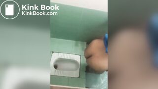 Desi pissing - video 95