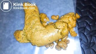 White bitch drop the world most beautiful poop ever!!