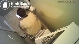 Wife Shitting - Hidden Cam